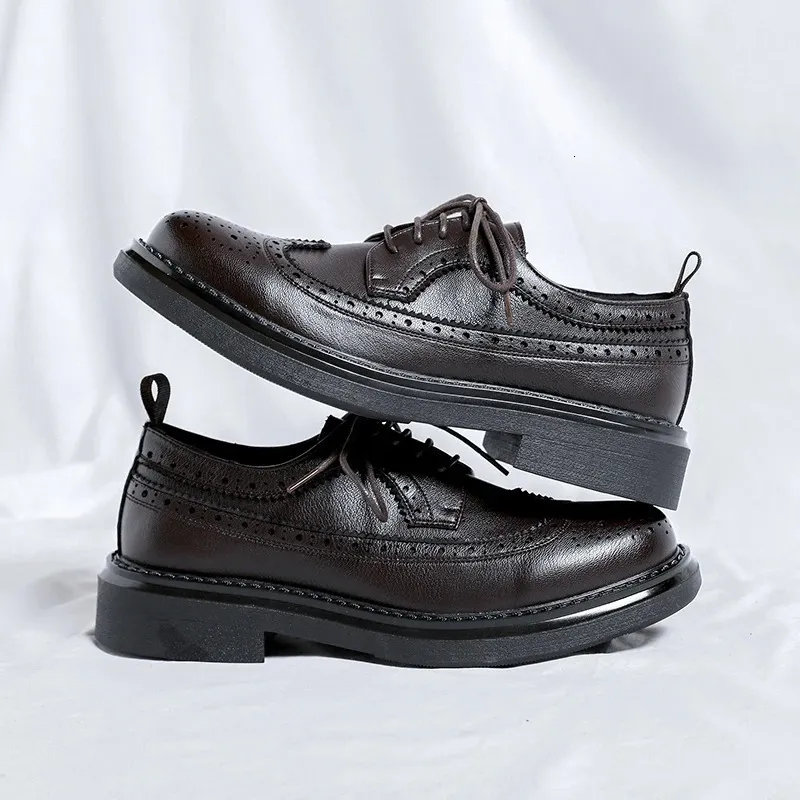 Novos sapatos Brogues clássicos da moda para homens Oxfords com cadarço em couro preto formal para festa de casamento 240614_voghion.com