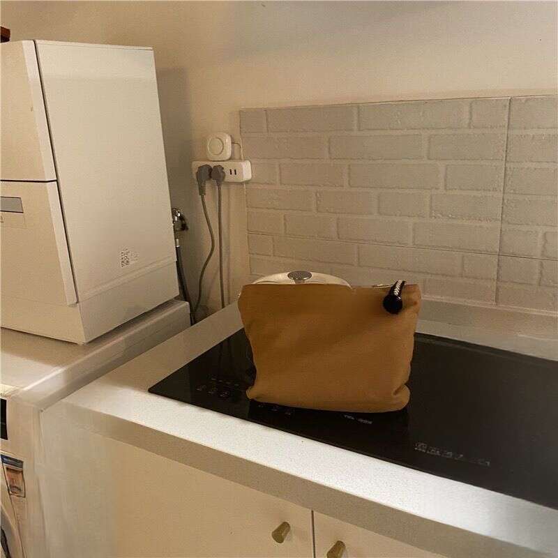 Small Fur Ball High-end Large Capacity Letter Handheld Canvas Bag, Storage Bag_voghion.com