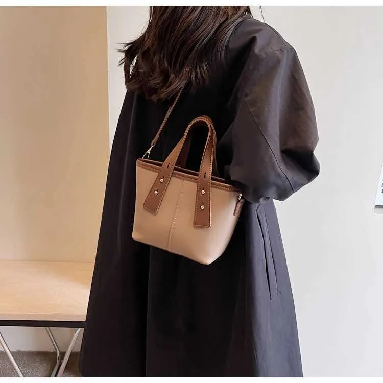Retro Women Pu Leather Bucket Solid Soft Large Capacity Female Crossbody Bag All-match Lady Commute Messenger Shoulder_voghion.com