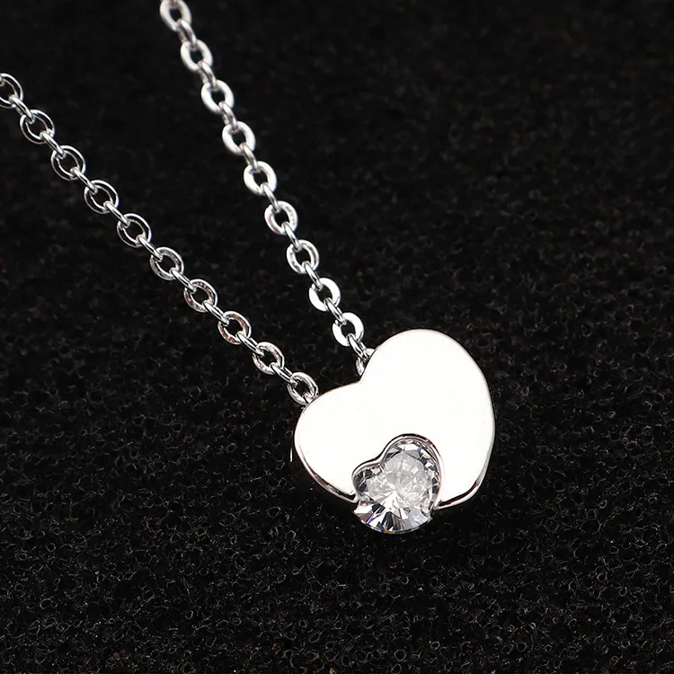 Collana con ciondolo a forma di cuore, elegante ciondolo a forma di cuore dolce, classico girocollo con diamanti e zirconi cubici, catena da donna_voghion.com