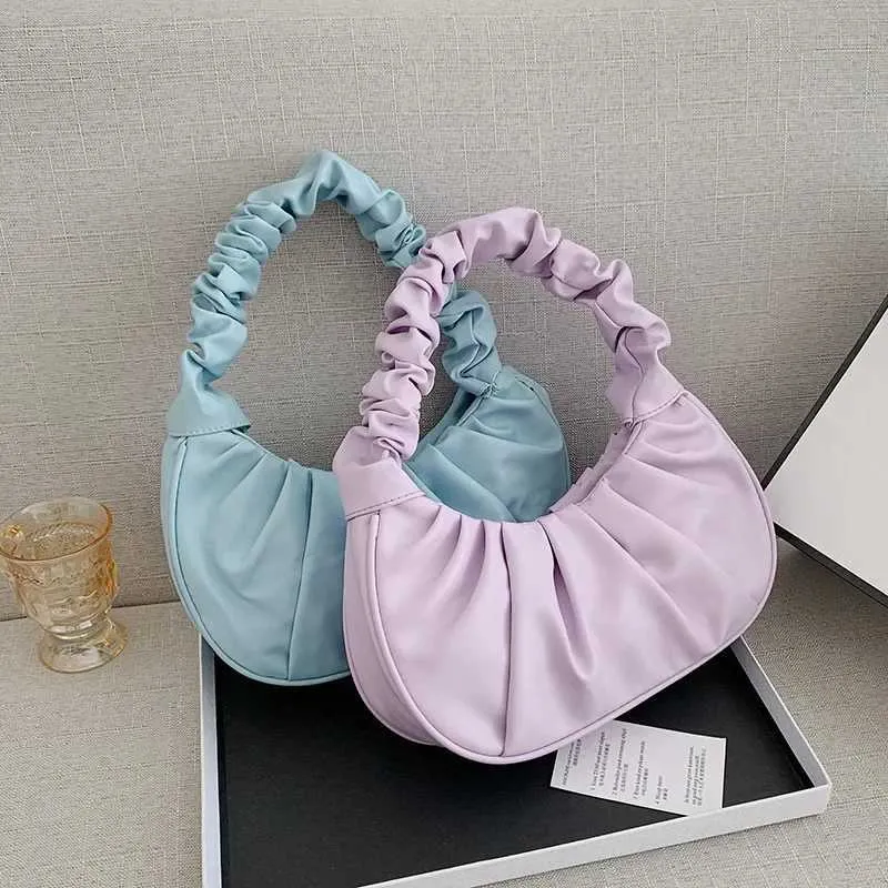Stijlvolle pu schoudertas met plooi design dames handtas cloud model_voghion.com