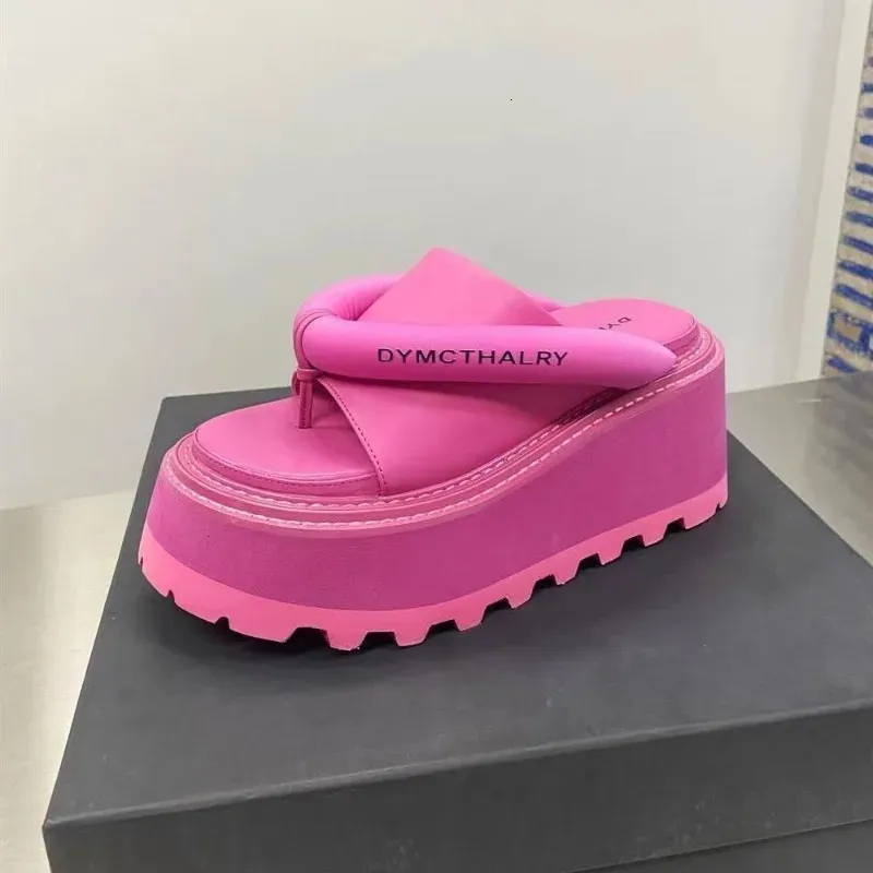 Increase Thick Bottom Pinch Foot All-match Flip-ps Women Wear High-grade Summer Fashion Pink Sponge Sandals 240624_voghion.com