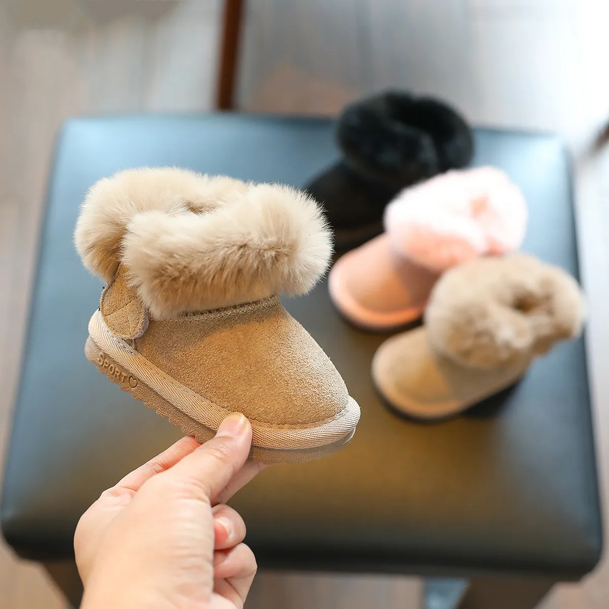 Kış Çocukları Katı Peluş Sıcak Kızlar Bebek Bebek Cutefeet Açık Hava Rahat Kar Erkek Çocukları Yumuşak Kaymaz Kürk Ayakkabılar Küçük Çocuk Süet_voghion.com