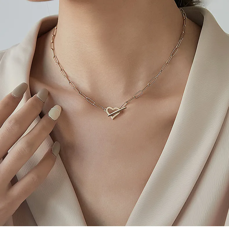 Chains Fashion Jewelry Necklace For Women Hollow Love Ot Buckle Stainless Steel Necklaces Peach Heart Neck Jewellery_voghion.com