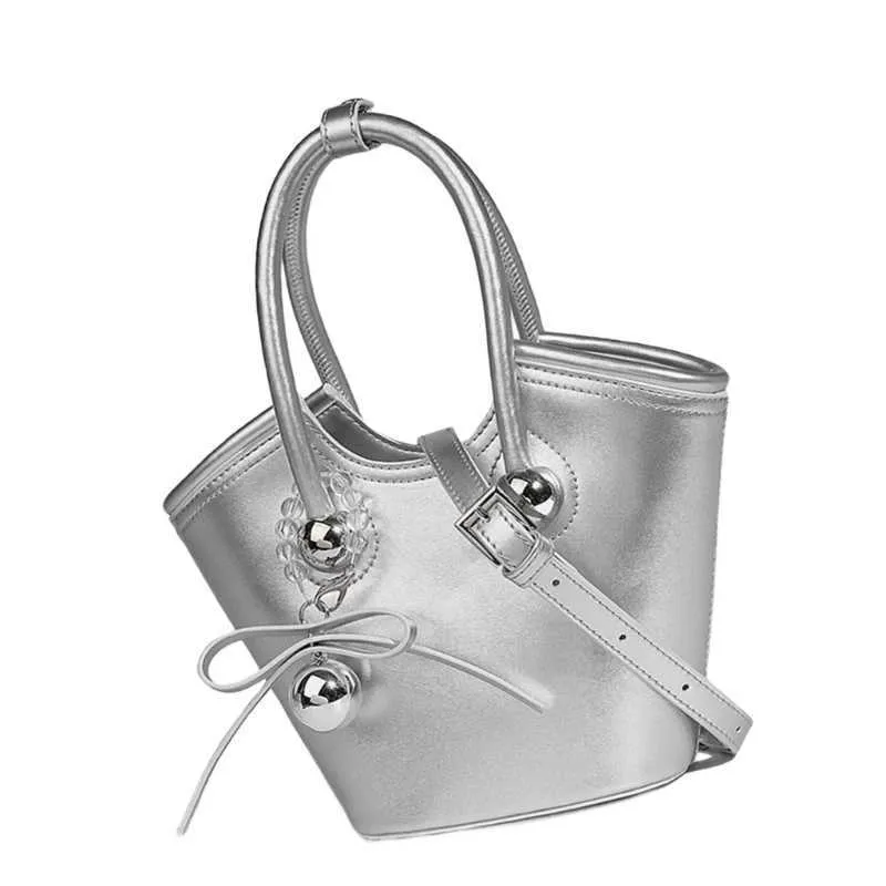 Elegante borsa a tracolla multiuso con accessorio pendente, borsa a tracolla per studenti e moda_voghion.com