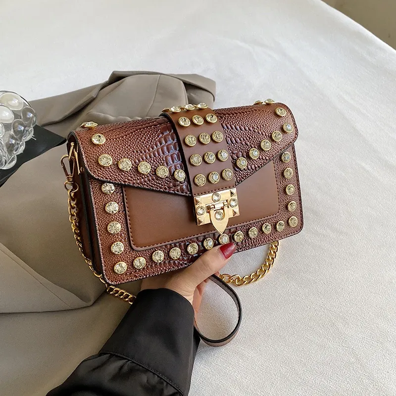 2023 Top-Marke Schulter für Frauen Hohe Qualität PU Unterarm Nette Geldbörsen und Handtaschen Designer Lock Menger_voghion.com