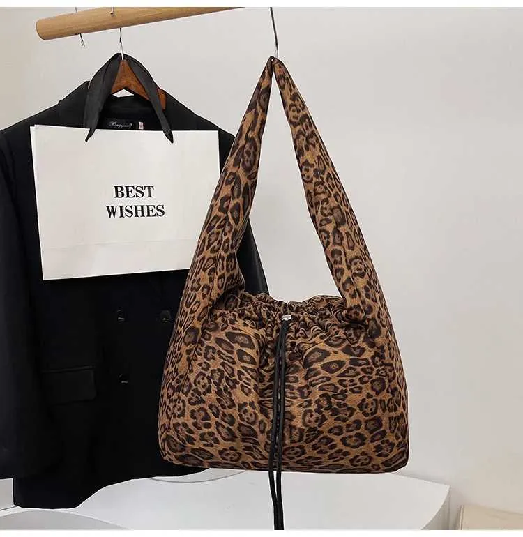 Grande leopardo Hobo donne moda tessuto spalla stile coreano grandi pacchetti nuovo nel 2024 inverno borse shopper casual_voghion.com