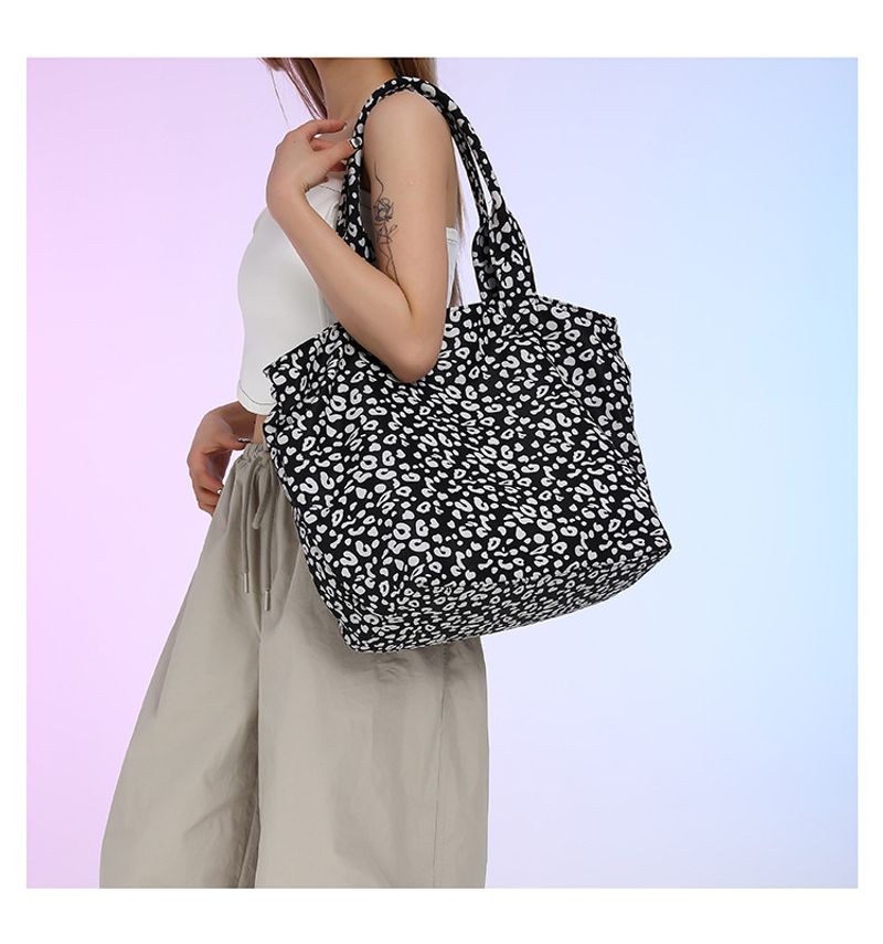 2024 versione coreana Ins Wind große Kapazität Leopardenmuster Tasche Damen neue Modeliterarische_voghion.com