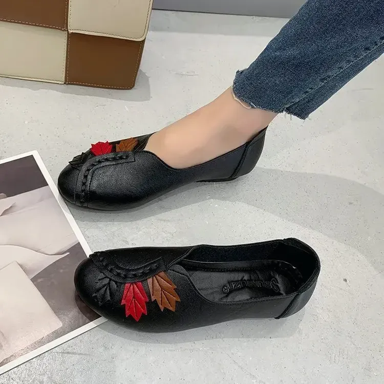 Damen Casual Leder Damen Flats Loafers Slip-on Damen Leichte Mokassins Designer Schuhe atos Mujer_voghion.com
