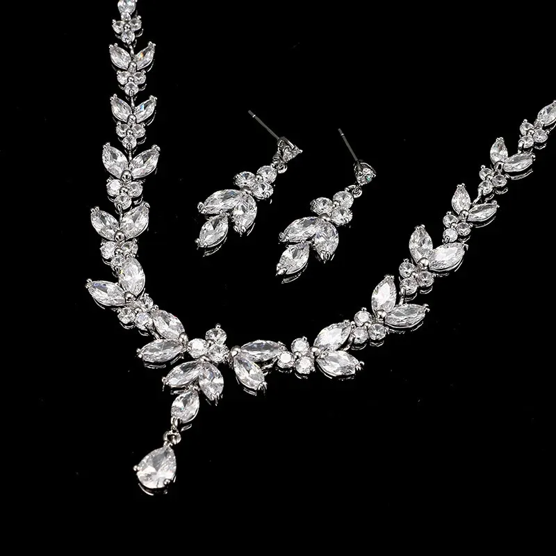 Hochzeitsschmuck-Sets Uilz Exquisites Blatt-Ohrring-Set für Frauen Party-Zubehör Zirkonia-Ohrhänger Halskette_voghion.com