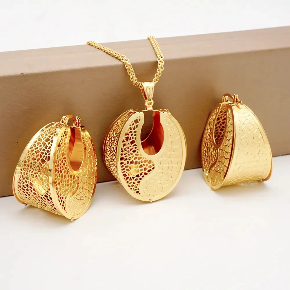 Wedding Jewelry Sets Fashion Dubai Copper Earrings Pendent Necklace For Women Romantic Daily Wear Party Anniversary_voghion.com