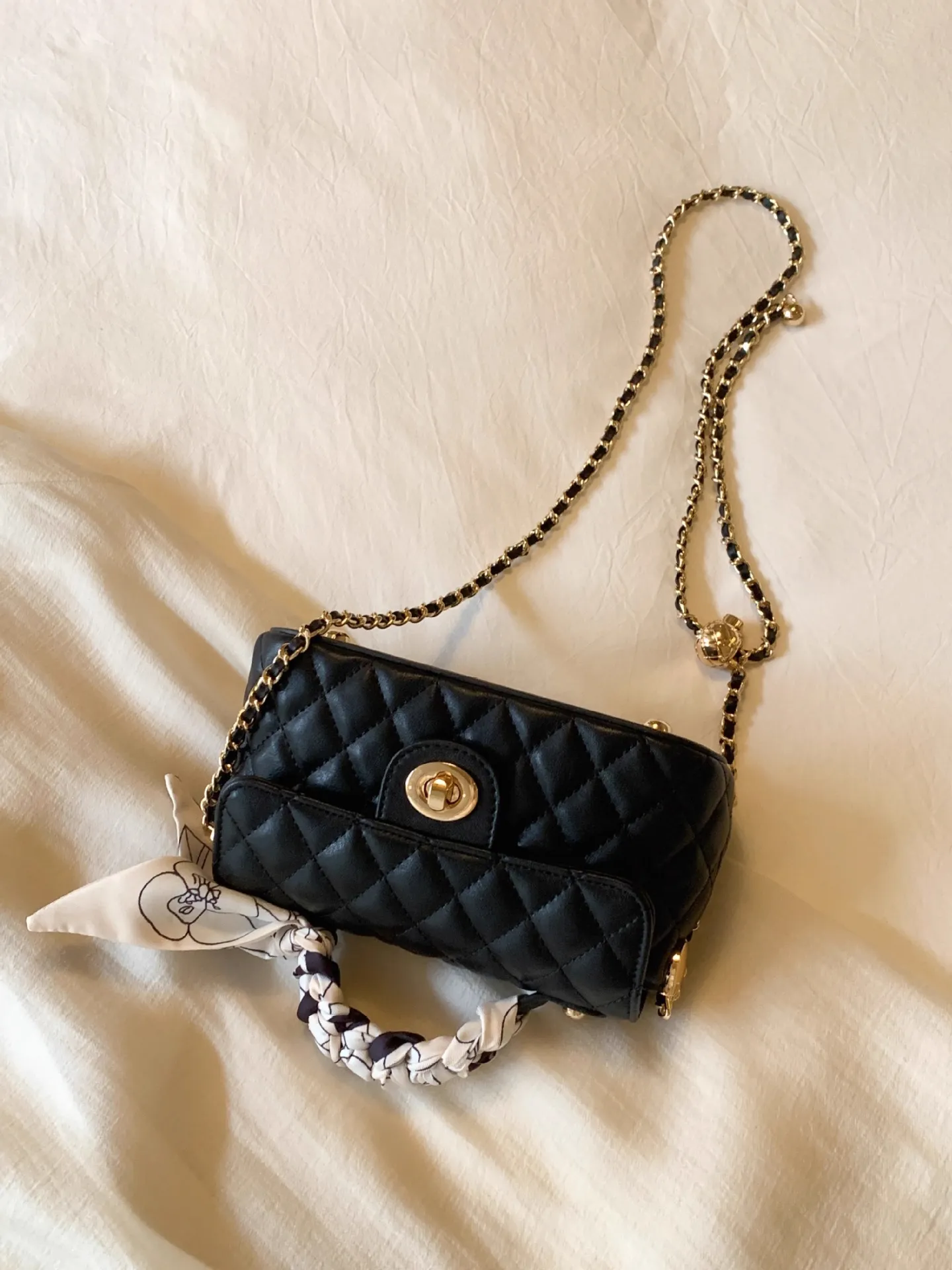 Designer Women's Shoulder Crossbody Bag High-end Texture Handbag_voghion.com