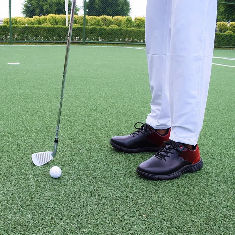 Professionelle wasserdichte Spikes Sneakers Schwarz Weiß Herren Trainer Große Größe Golfschuhe für Männer_voghion.com