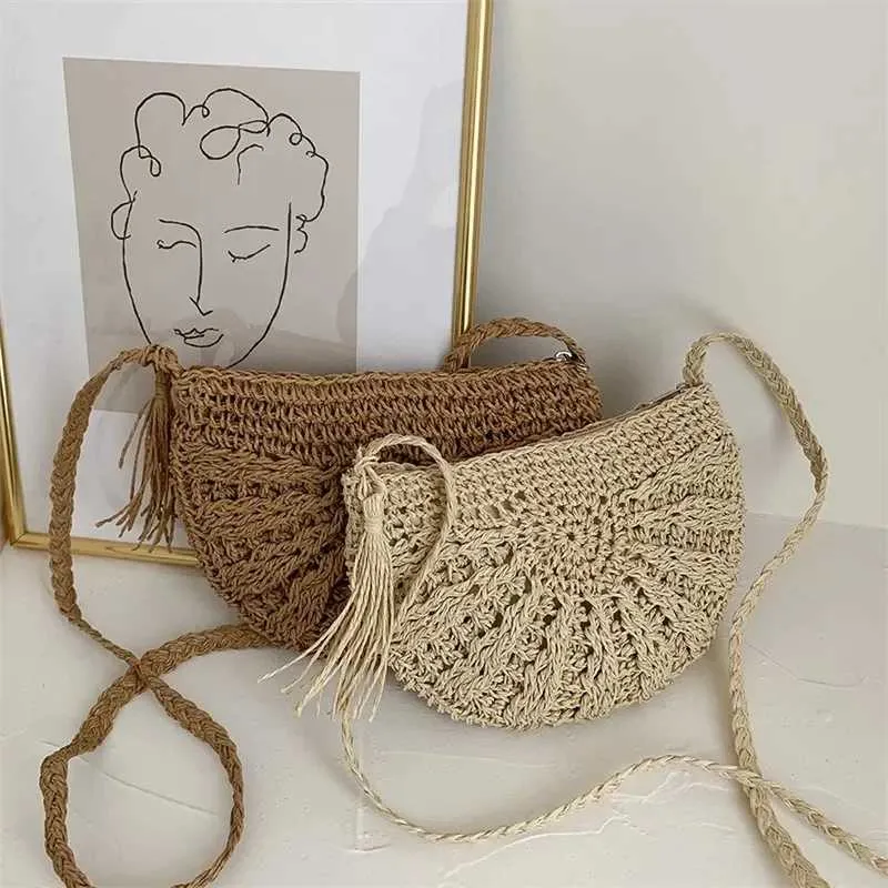 Woven Straw Crossbody Bag For Women Bohemian Summer Beach Style_voghion.com