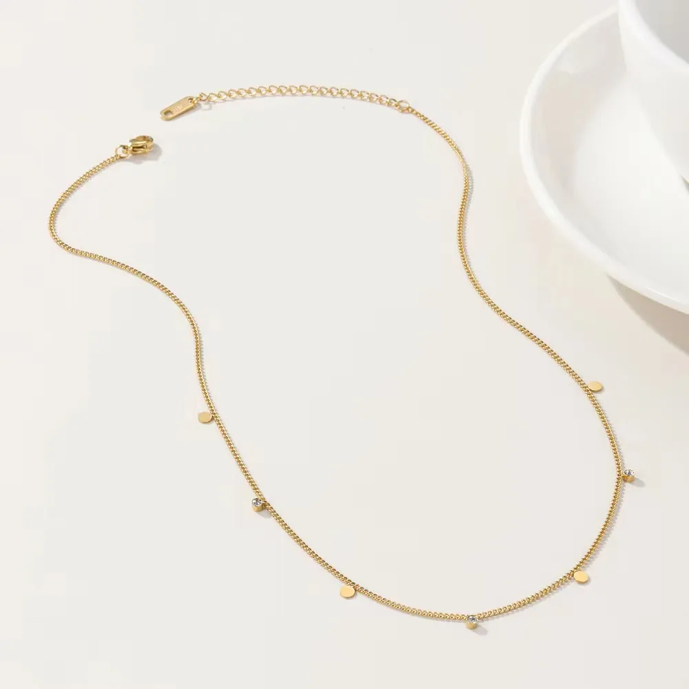 Collar con colgante chapado en oro mujer elegante cadena clavicular_voghion.com