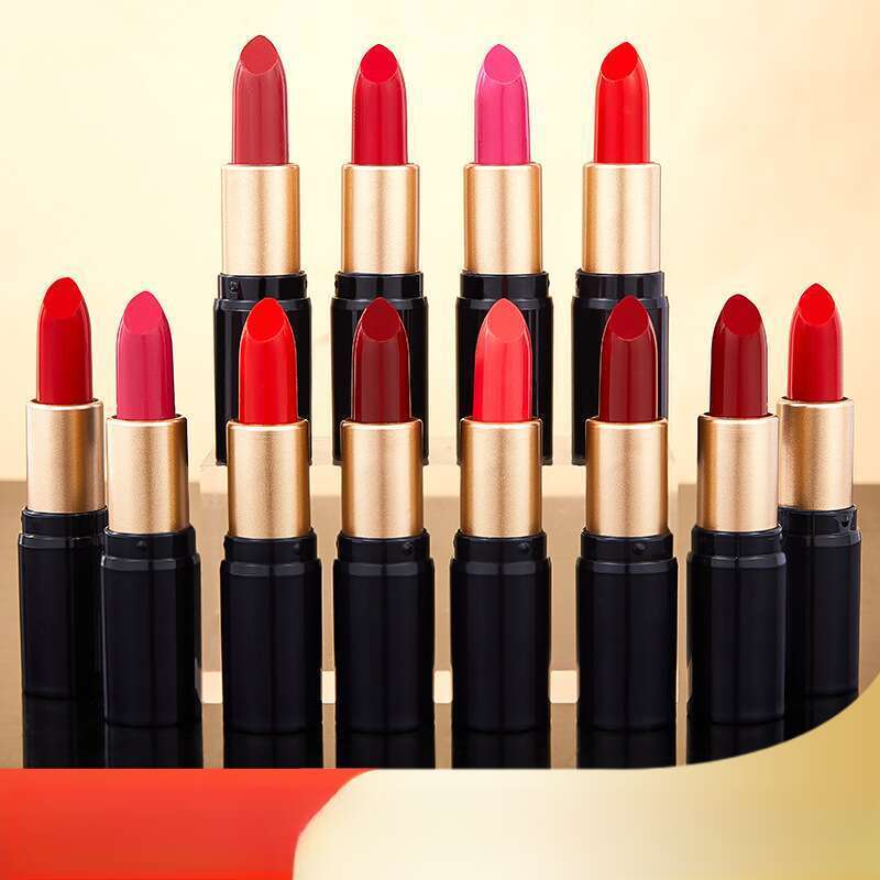 Lippenstift verblasst leicht, ohne am Becher zu kleben_voghion.com