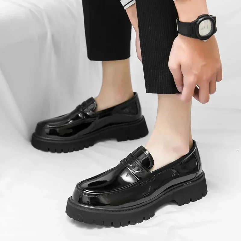 Platform Hoogte Verhoging Casual Zakelijke Mannen Britse Brogue Patent Lederen Schoen Man Oxford Dress Schoenen Lift Formeel_voghion.com