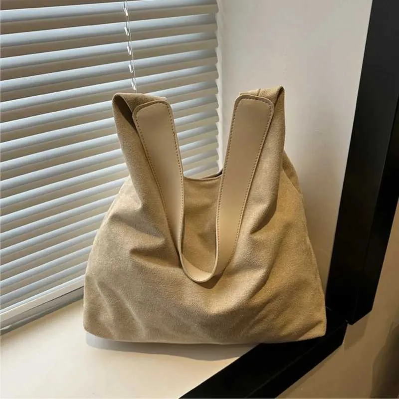 Retro womens large capacity suede shoulder bag solid color simple design casual shopping handbag Y241123_voghion.com