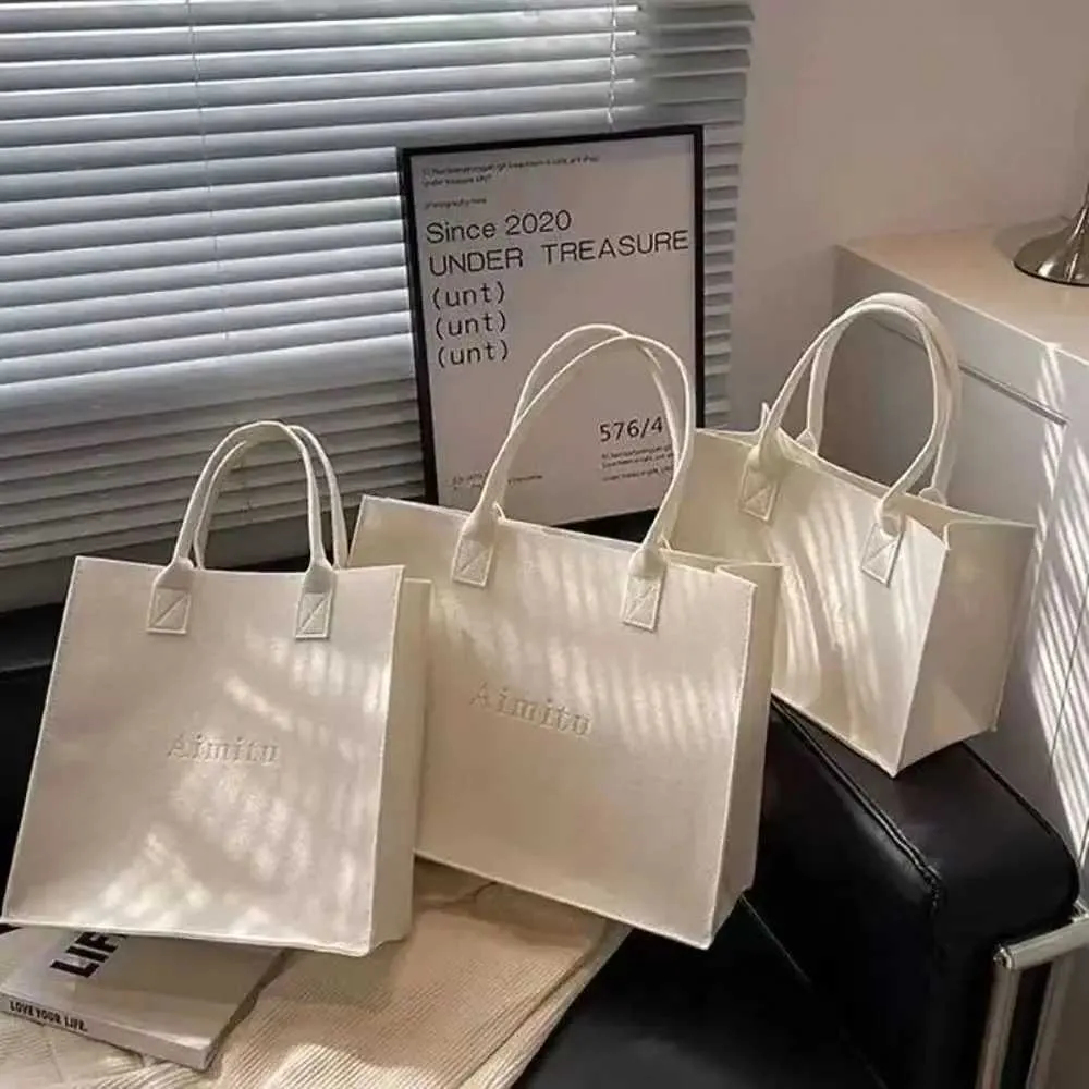 Women's Solid Colour Felt Shoulder Bag Large Capacity Tote Bag_voghion.com