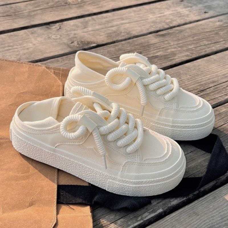 Two pairs of canvas worn by lazy people, one foot pedag and half mopping small white for women. 2024 summer new niche_voghion.com