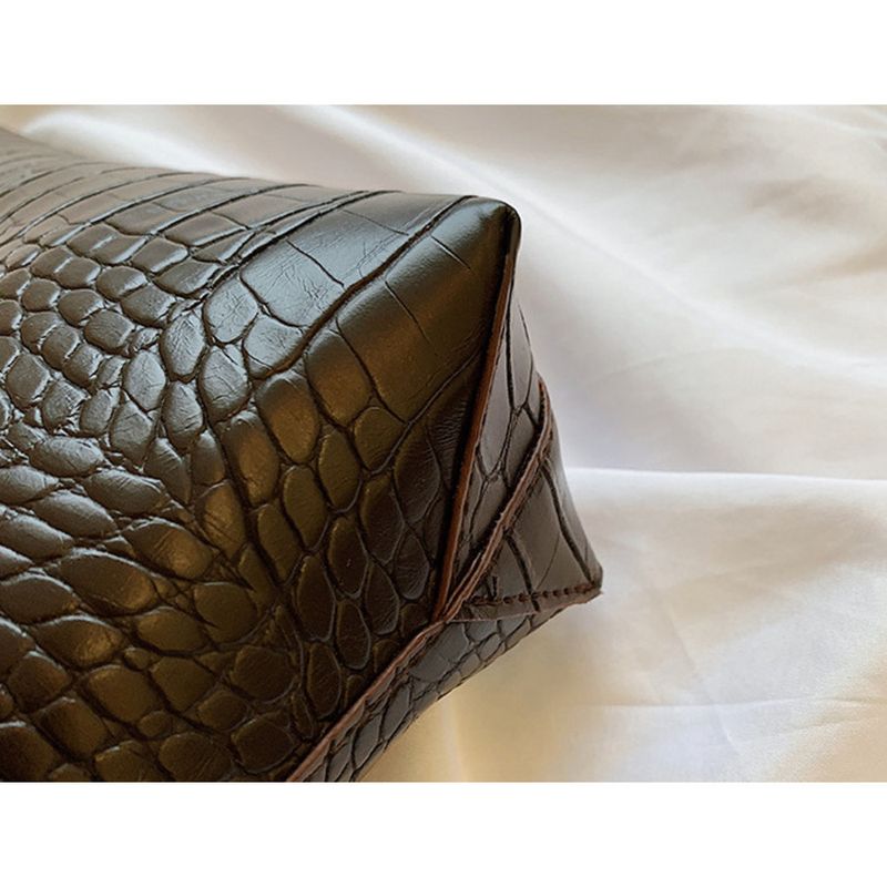 Modello coccodrillo tinta unita per donna 2024 nuova tendenza moda tempo libero semplice grande capacità borsa a tracolla monospalla_voghion.com