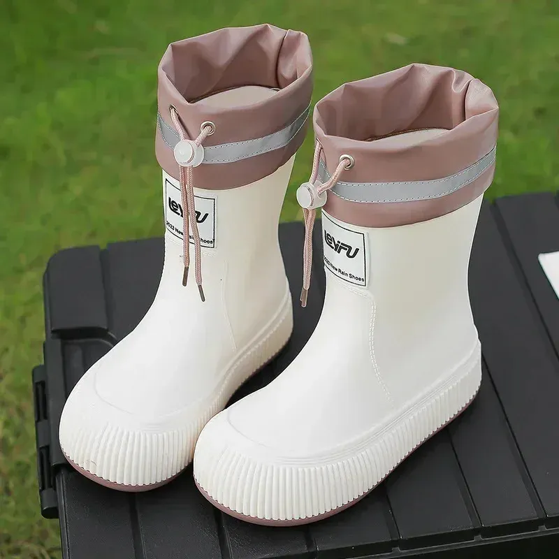 Rain Boot Anti Slip Trend Lightweight Soft Shoes Outdoor Fishing Thick Sole Waterproof Fashion Comfy 2024 240704_voghion.com