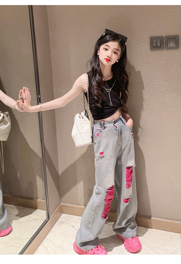 Mère et enfants filles jeans déchirés été mince enfants coréens pantalons longs droits à la mode pantalons larges lâches et à la mode tendance_voghion.com