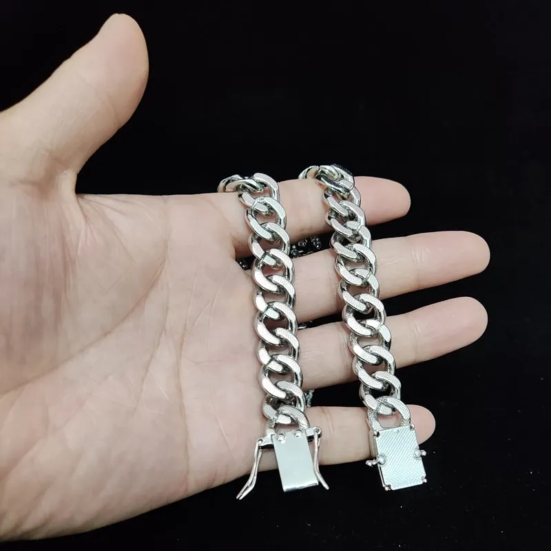 Colliers pendentifs hommes femmes Hip Hop PLUG collier lettre avec chaîne cubaine en cristal de 13 mm HipHop Iced Out Bling Fashion_voghion.com