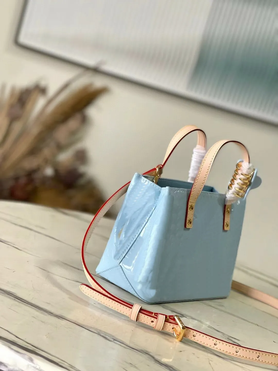 Kleine Designer-Tragetaschen aus Vernis-Leder für Damen, Emed Shiny Crossbody-Handtaschen, Schultertasche mit Kettengriff als Geschenk_voghion.com