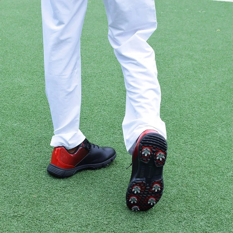 Professionelle wasserdichte Spikes Sneakers Schwarz Weiß Herren Trainer Große Größe Golfschuhe für Männer_voghion.com