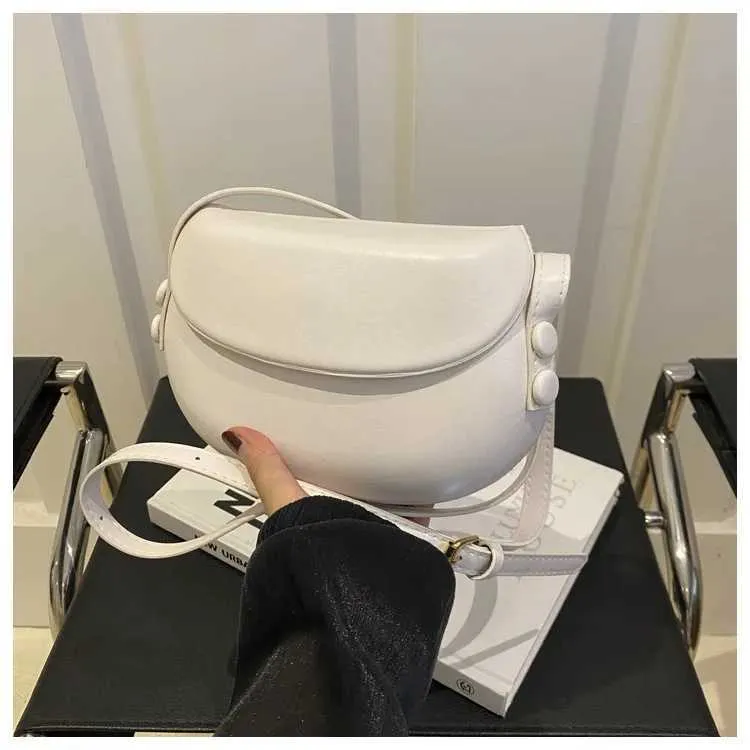 Lihtsa disainiga ühevärvilised naiste õlakotid igapäevaseks kasutamiseks, reguleeritava rihmaga PU-nahast vabaaja õlakott daamidele_voghion.com