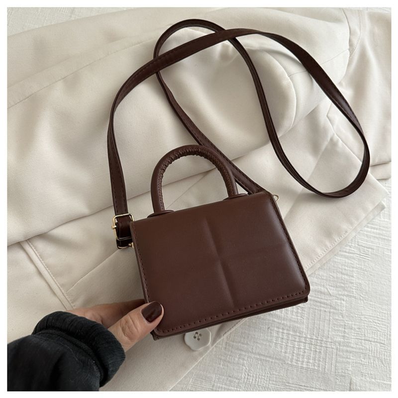 Borsa a mano quadrata piccola da donna design di nicchia_voghion.com