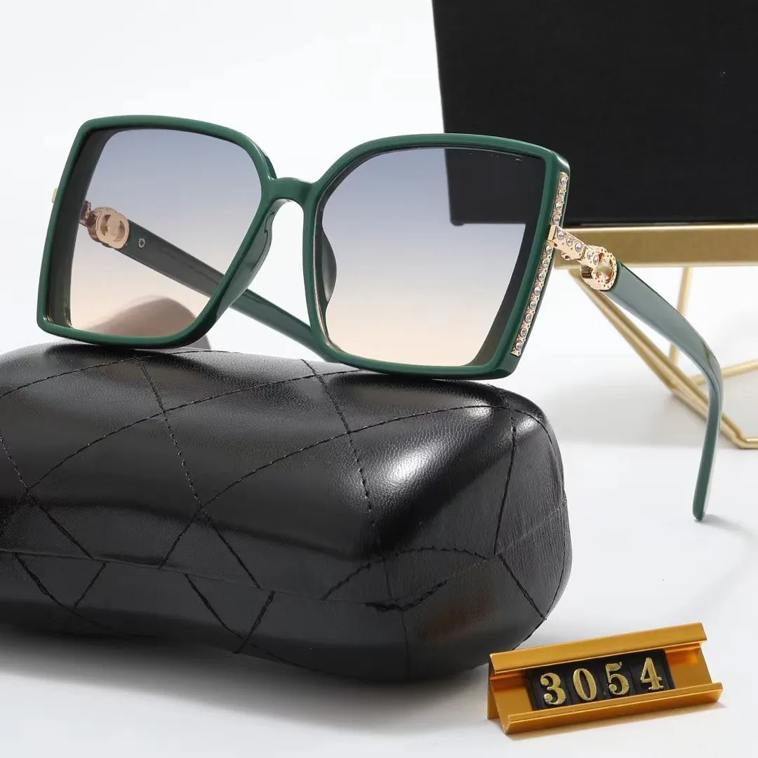 Cat Eye Sunglasses For Women Retro Designer Style Black Frames_voghion.com