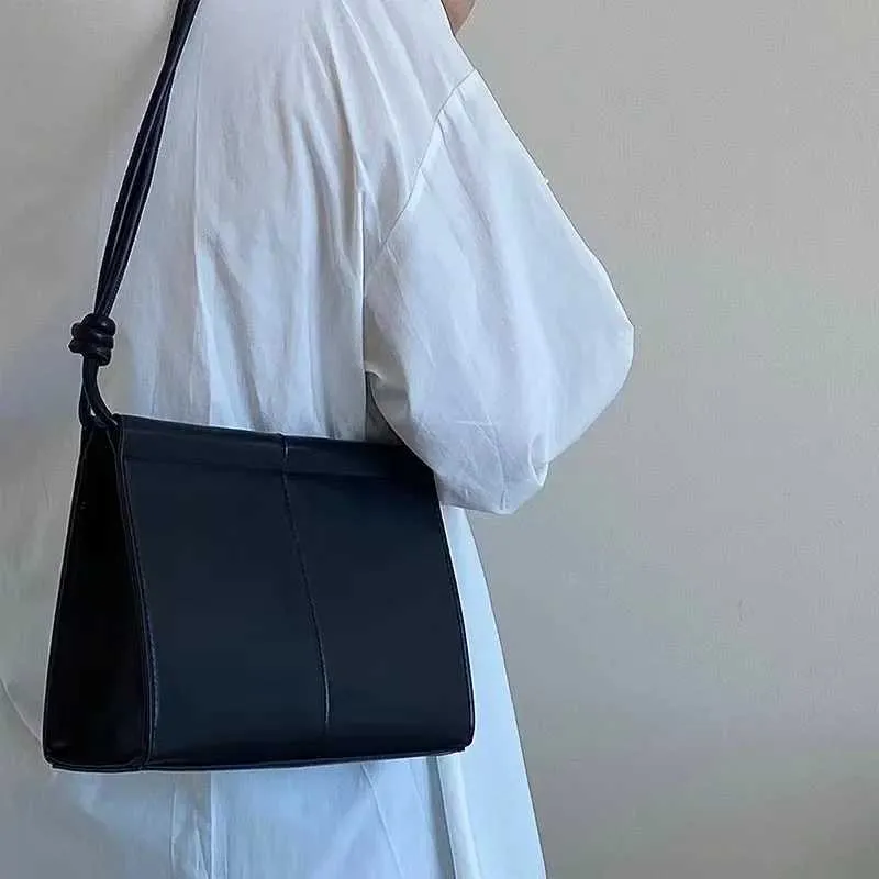 2024 Niche Design New Womens Bags Height Texture Ins Korean Cold Style Underarm Women Square Sg Bag Shoulder Ba241105_voghion.com