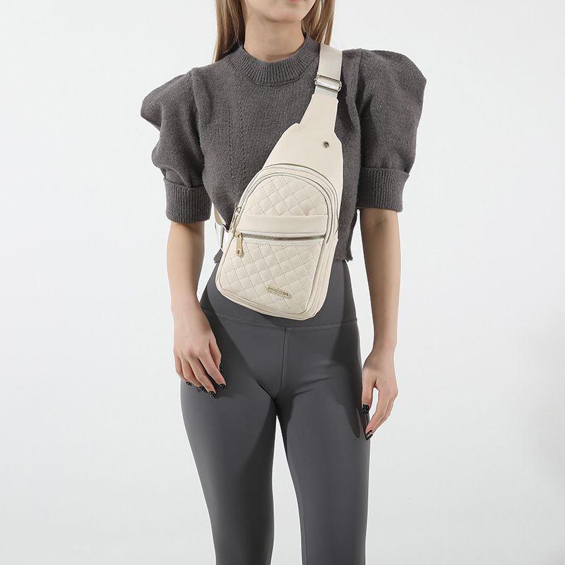 New Korean version simple breast lare capacity women's outdoor leisure embroidery thread dia rid shoulder messener_voghion.com