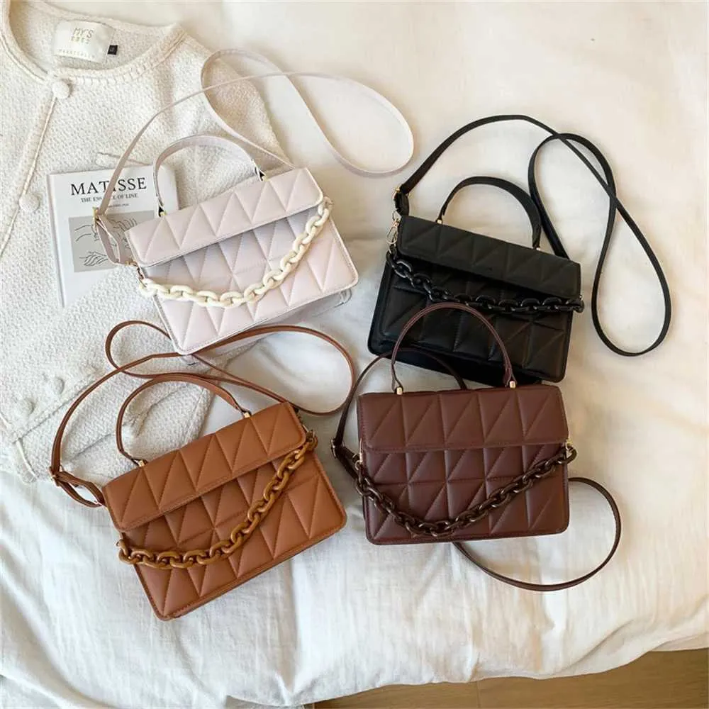 Nouveau sac à bandoulière en toile pour femmes, sac à bandoulière tendance avec chaîne, marque de créateur et portefeuille, petit sac à main à rabat Y241123_voghion.com