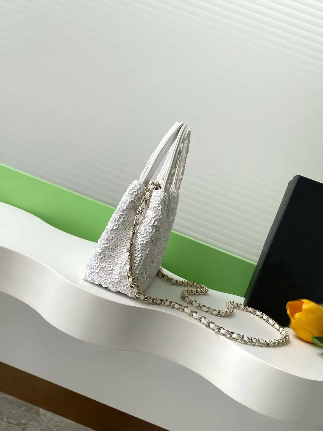 Elegant Pure White Sequin Evening With Calf Leather Lining And Sier Hardware, Designer Shoulder Bag For Women_voghion.com