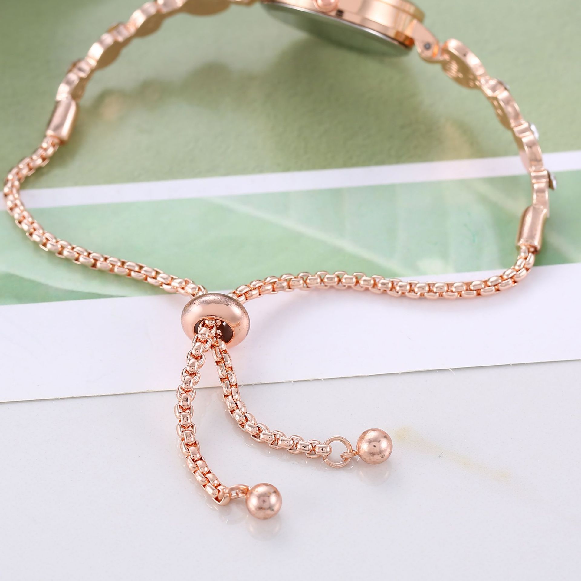 Women's Fine Band Heart Heart Bracelet Watch Water Diamond Shell Bracelet Watch Adjustable_voghion.com