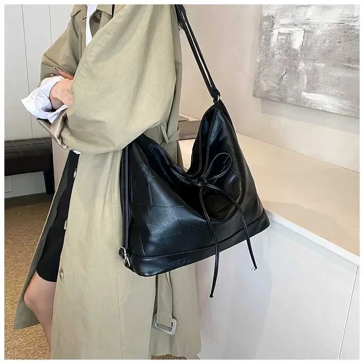 Versatile Women's Shoulder Bag And Handbag In Soft Pu Leather_voghion.com