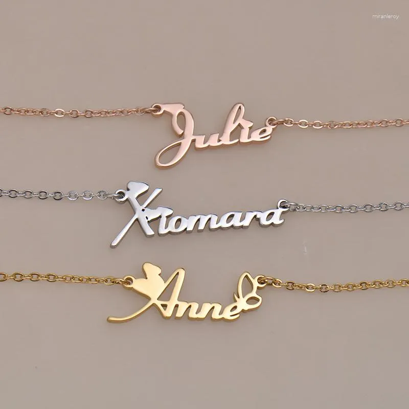 Kulonu kaklarotas ar vārdu Christina, personalizēta nerūsējošā tērauda sieviešu kaklarota ar apzeltītu alfabēta burtu_voghion.com
