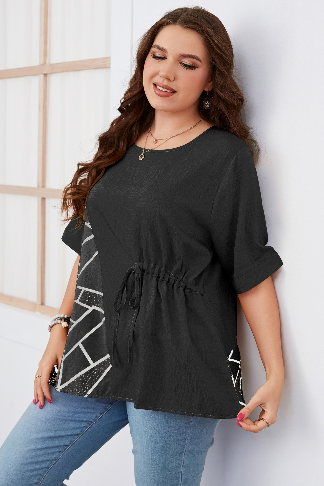 plus size women's clothing five-point short-sleeved round neck slim temperament commuting solid color plus size fat girl shirt_voghion.com