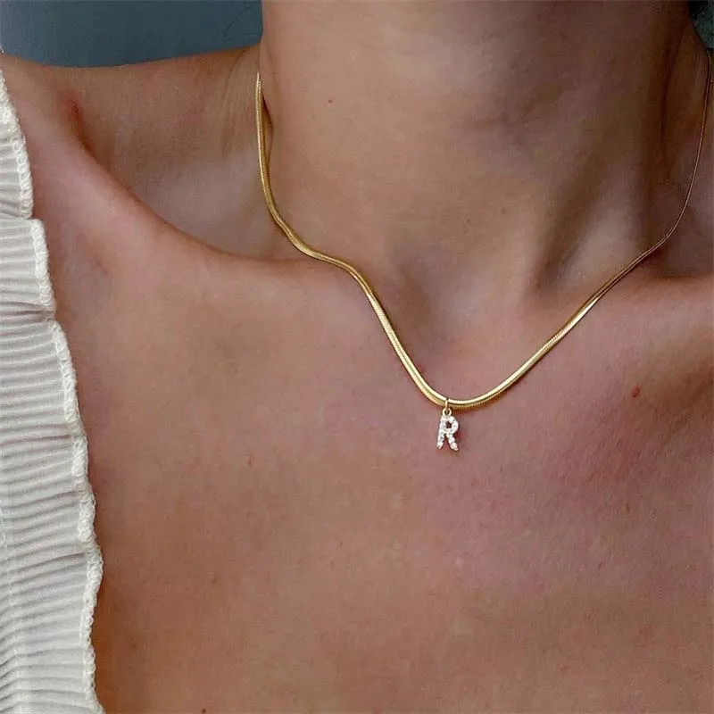 pendentif pour lettre incrustée de zircons chaîne alphabet colliers collier diamant bijoux en or créateur cadeau femme_voghion.com