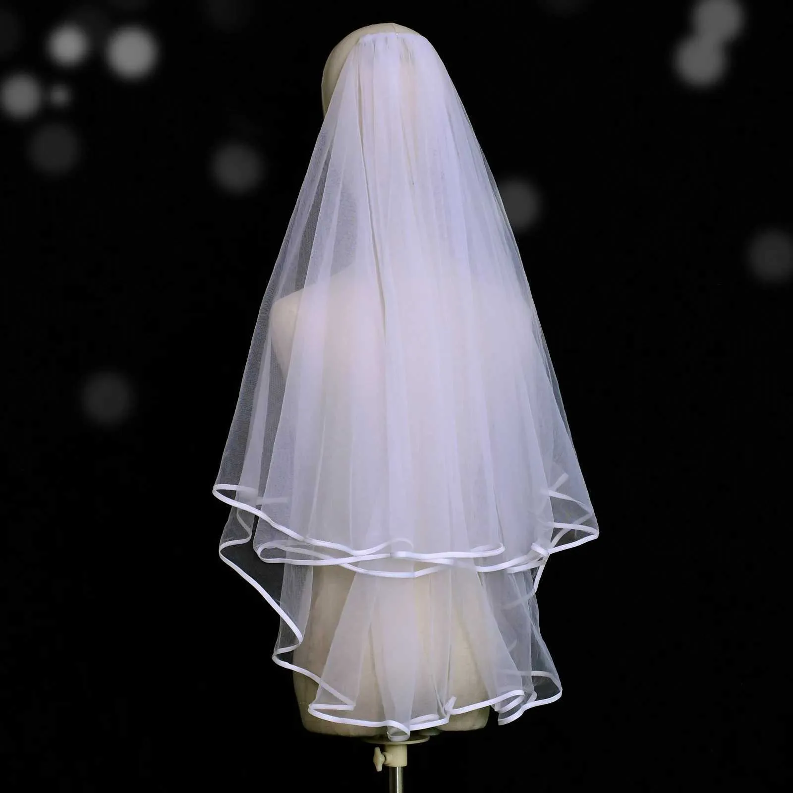 Voile de mariée à 2 niveaux avec bord en ruban, longueur cathédrale, devant et derrière, en tulle italien souple, V97_voghion.com