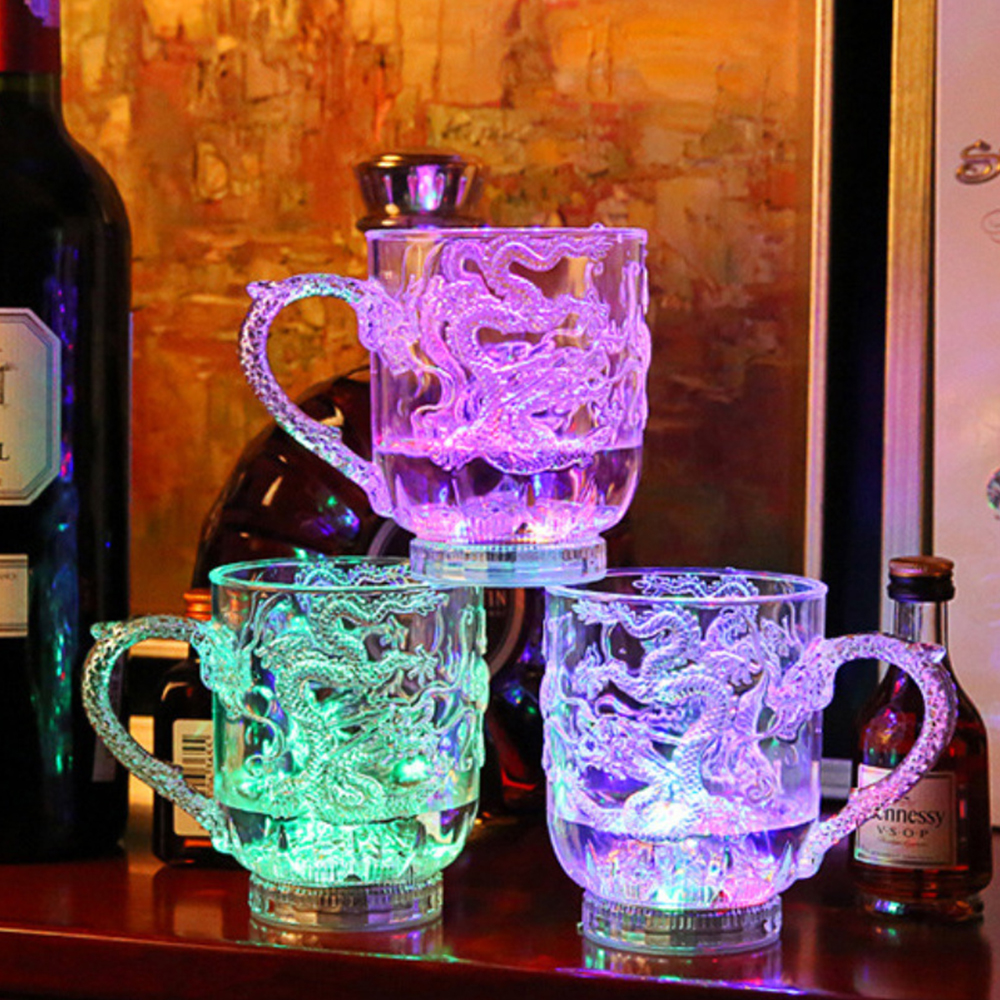 NEU: Durch Wasser aktivierter, blinkender LED-Leuchtbecher mit Drachen-Bierglas, Wein- und Bierbecher, Becher, Becher, Regenbogenfarbenlicht, kreatives Geschenk_voghion.com