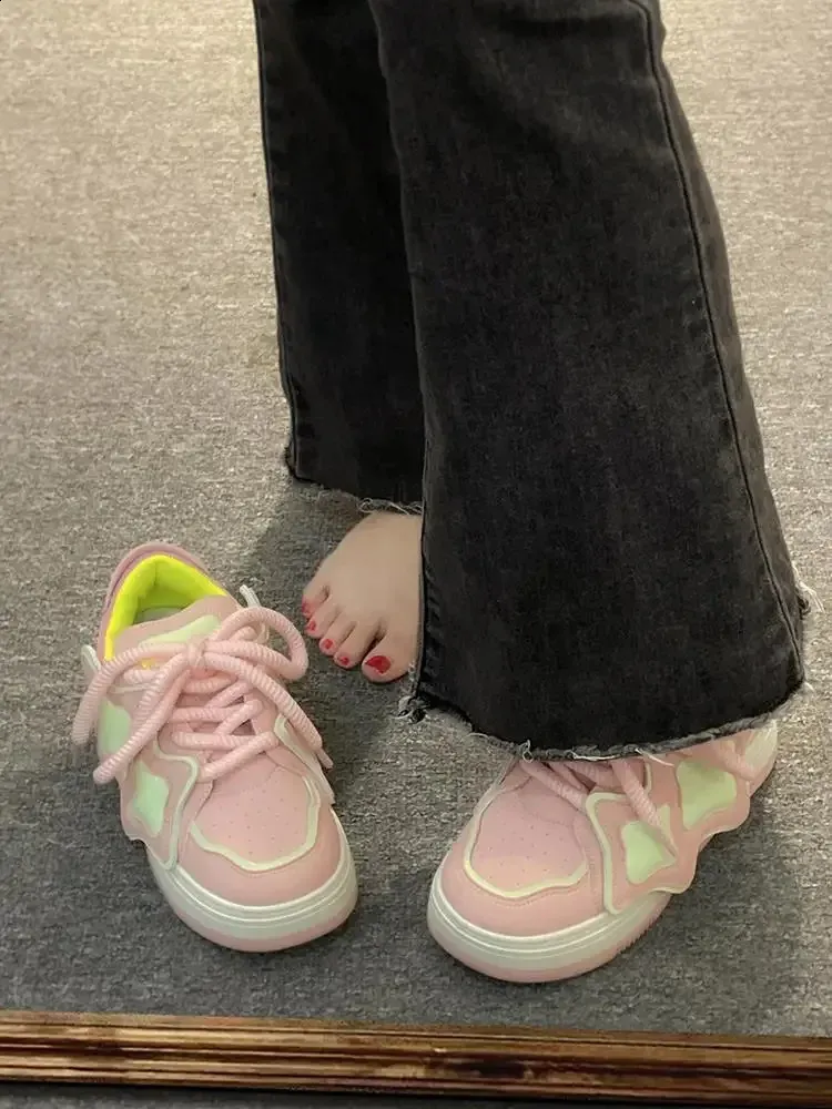 Pink Blue Platform Sneakers Women Kawaii Sports Shoes Casual Tennis Female Flats Vintage Chunky Footwear Korean Cute_voghion.com