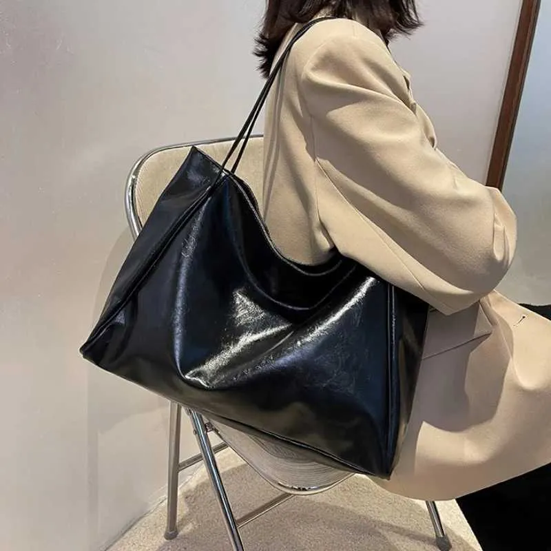 Vintage Red Womens Athletic Casual Fashion Large Capacity Leather Shoulder Bag Shopper Haruku Simple Handbag SacC241106_voghion.com
