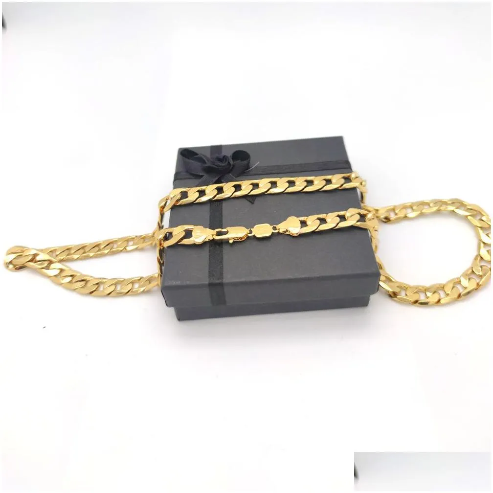 Collana a catena cubana curb per uomo e donna in oro_voghion.com