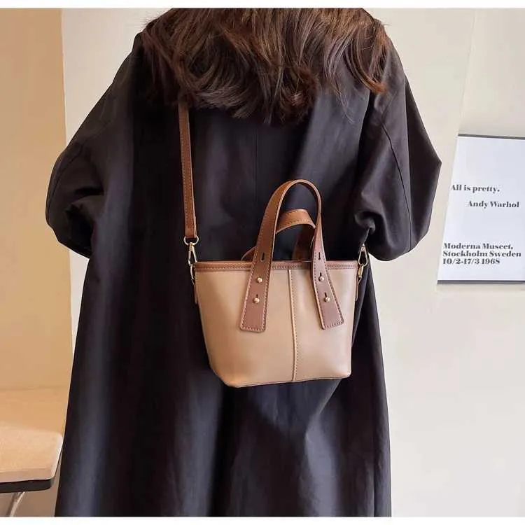 Retro Women Pu Leather Bucket Solid Soft Large Capacity Female Crossbody Bag All-match Lady Commute Messenger Shoulder_voghion.com