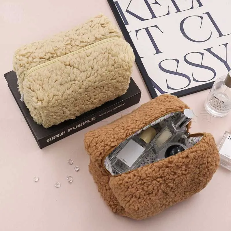 Lammwolle Mini Niedlicher Plüsch Makeup Organizer Kawaii Bleistiftbox Tasche Reise Münzbörse Home Storage Y241023_voghion.com