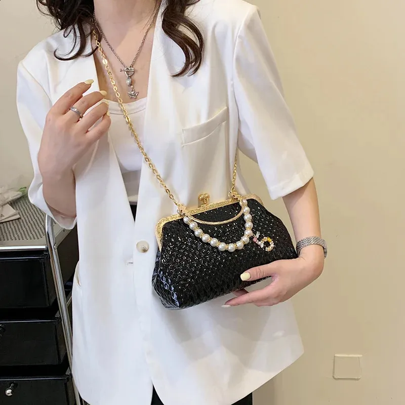 Sacs à bandoulière en argent doré pour femmes, pochette de soirée en perles, chaîne, clip, sacs à main de fête 240821_voghion.com